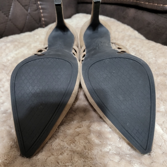 Jessica Simpson Heel, size 7 - Picture 5 of 7